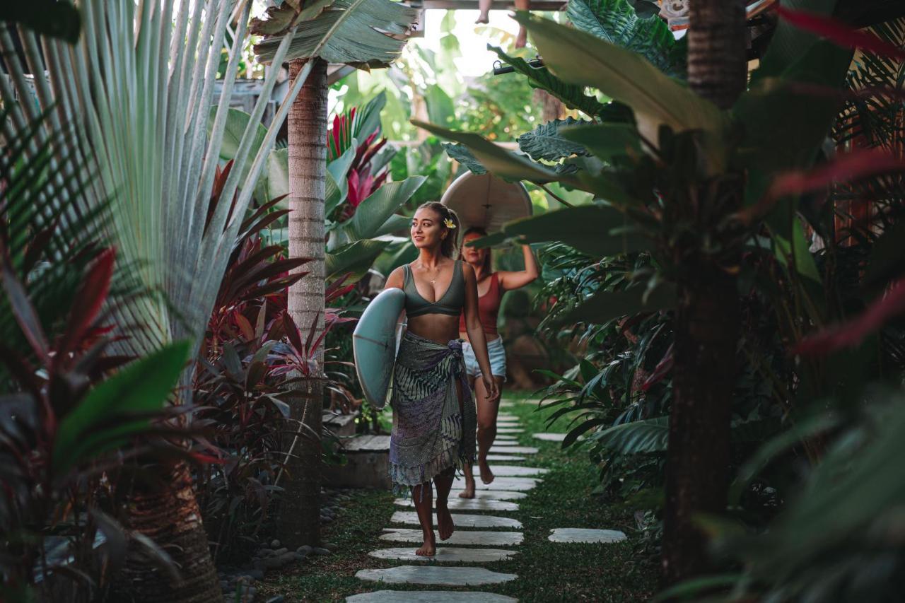 Seaside Tribe - Boutique Surf Stay & Retreat Tanah Lot Dış mekan fotoğraf